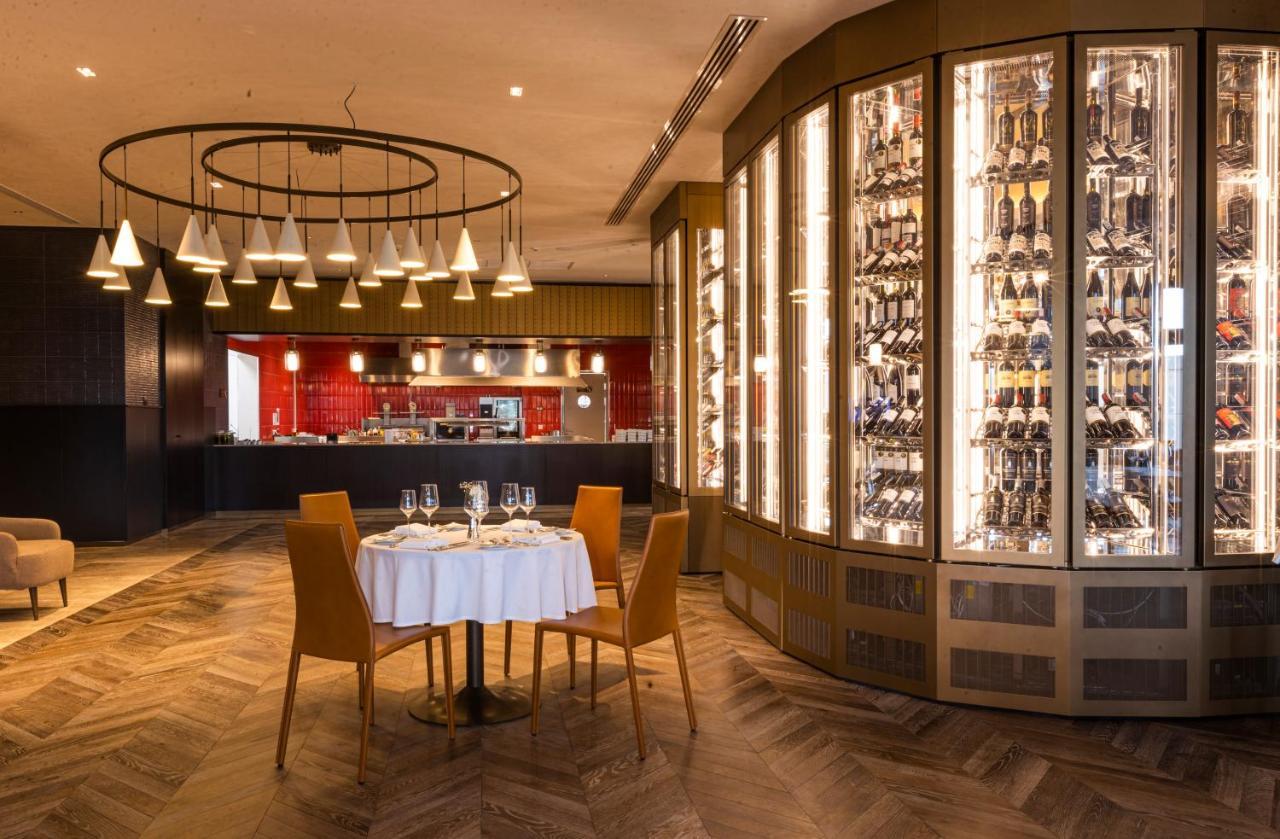 Hilton Samarkand Regency Exterior photo